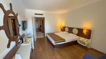 TRANSATLANTIK HOTEL & SPA