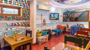 Travellers Beach Hotel & Club