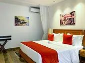 Travellers Beach Hotel & Club