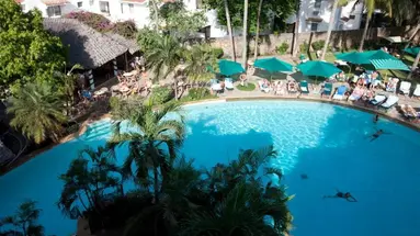 Travellers Beach Hotel & Club