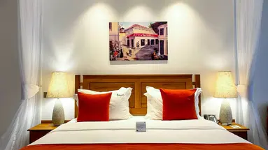 Travellers Beach Hotel & Club