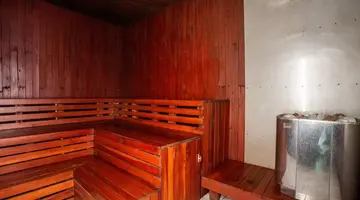 Travellers Beach Hotel & Spa