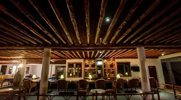 Travellers Beach Hotel & Spa