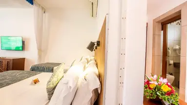 Travellers Beach Hotel & Spa