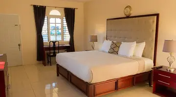 Travellers Beach Resort