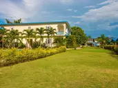 Travellers Beach Resort