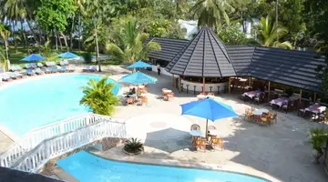 Travellers Beach Resort