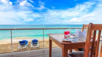 Travellers Beach Resort