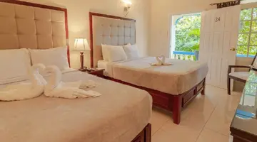 Travellers Beach Resort