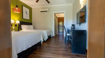 Travellers Beach Resort