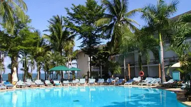 Travellers Beach Resort
