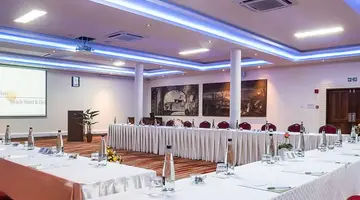 Travellers Club Hotel