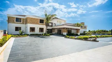 Treetop by Eight Continents Zanzibar