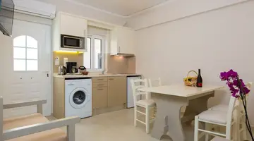 Trefon Hotel Apartments and Suites
