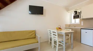 Trefon Hotel Apartments and Suites