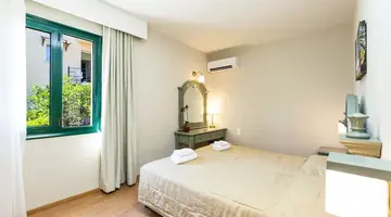 Trefon Hotel Apartments and Suites