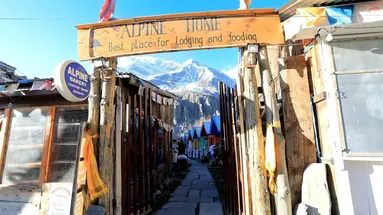 Trekking Wokół Annapurny