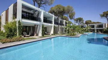 Trendy Lara Hotel