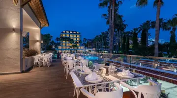 Trendy Palm Beach (Adults Only 16+)