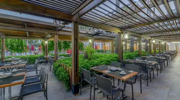 Trendy Palm Beach (Adults Only 16+)