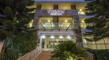 Trendy Side Beach (Adults Only 16+)