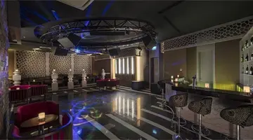 Trendy Verbena Beach