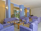 Trianta Apartments