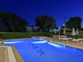 Trianta Apartments