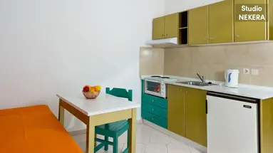 Trianta Apartments