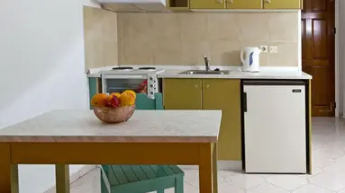 Trianta Apartments