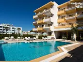 Trianta Apartments