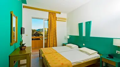 Trianta Hotel Apartmentos
