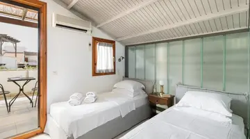 Trikorfo Beach Villas