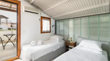 Trikorfo Beach Villas