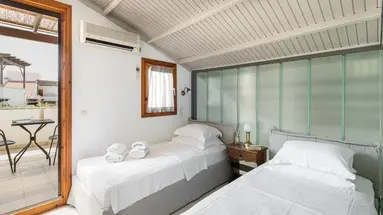 Trikorfo Beach Villas