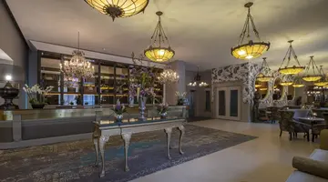 Trinity City Hotel