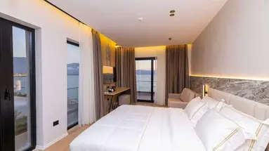 Tris3 Hotel