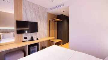 Tris3 Hotel