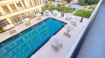 Tris3 Hotel