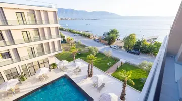 Tris3 Hotel