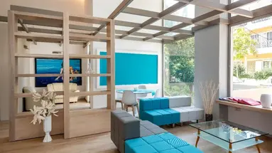 Triton Hotel