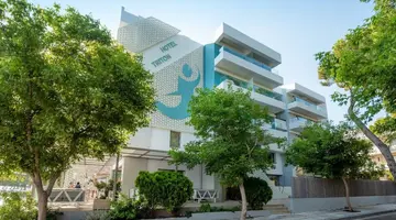 Triton Hotel