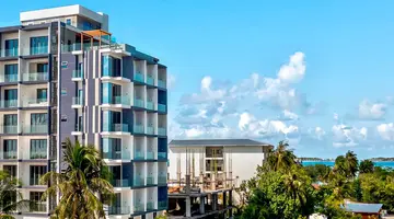 Triton Prestige Seaview & Spa