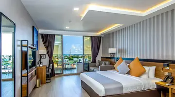 Triton Prestige Seaview & Spa