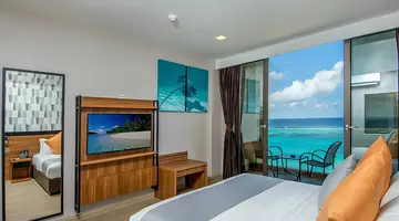 Triton Prestige Seaview & Spa