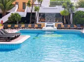 Tropic Park Hotel