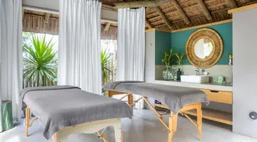 Tropical Attitude Hotel