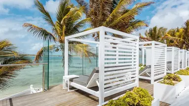 Tropical Attitude Hotel