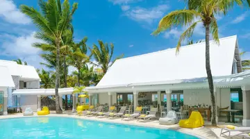 Tropical Attitude