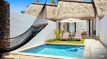 Tropical Attitude